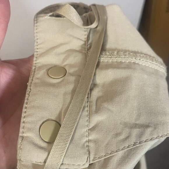 Fabletics The Only Pant Tan Cream Lightweight Outdoor Pant Straight Leg Sz L - Picture 11 of 14